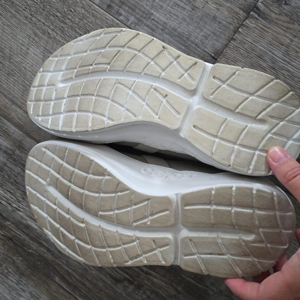 Oofos Pong Ezee Women's Size 8 Loafers Sneakers Grey Recovery Shoe - Picture 7 of 8